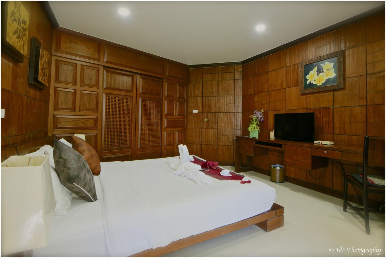Villa Regtuk Patong Экстерьер фото